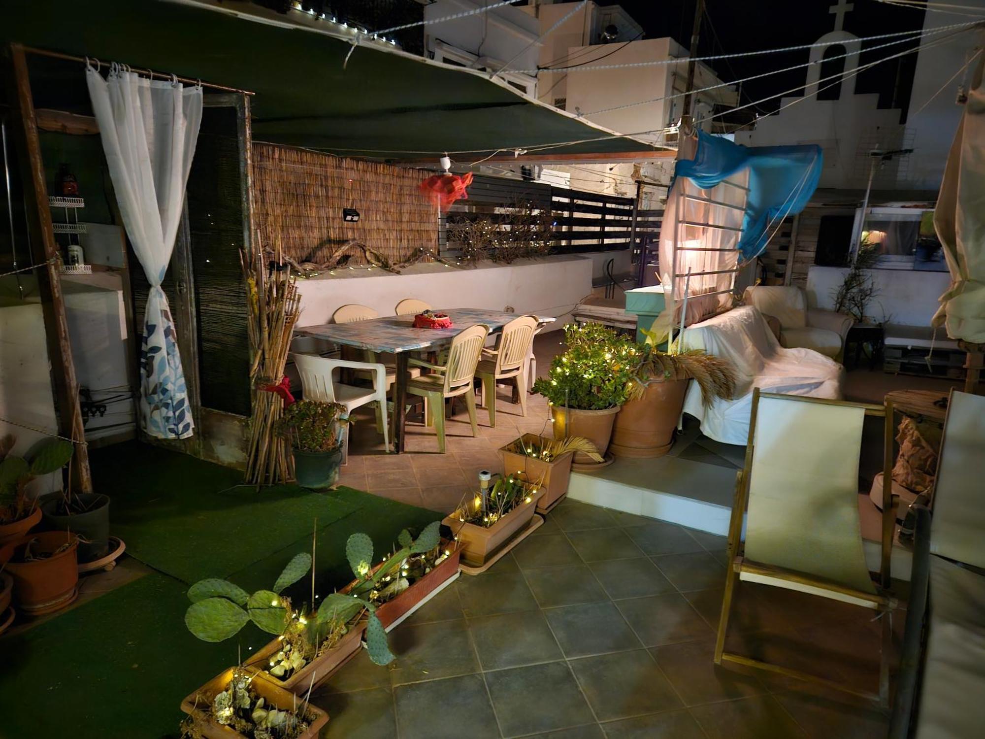 New Style In The Neighborhood Apartment Ermoupoli Exterior foto